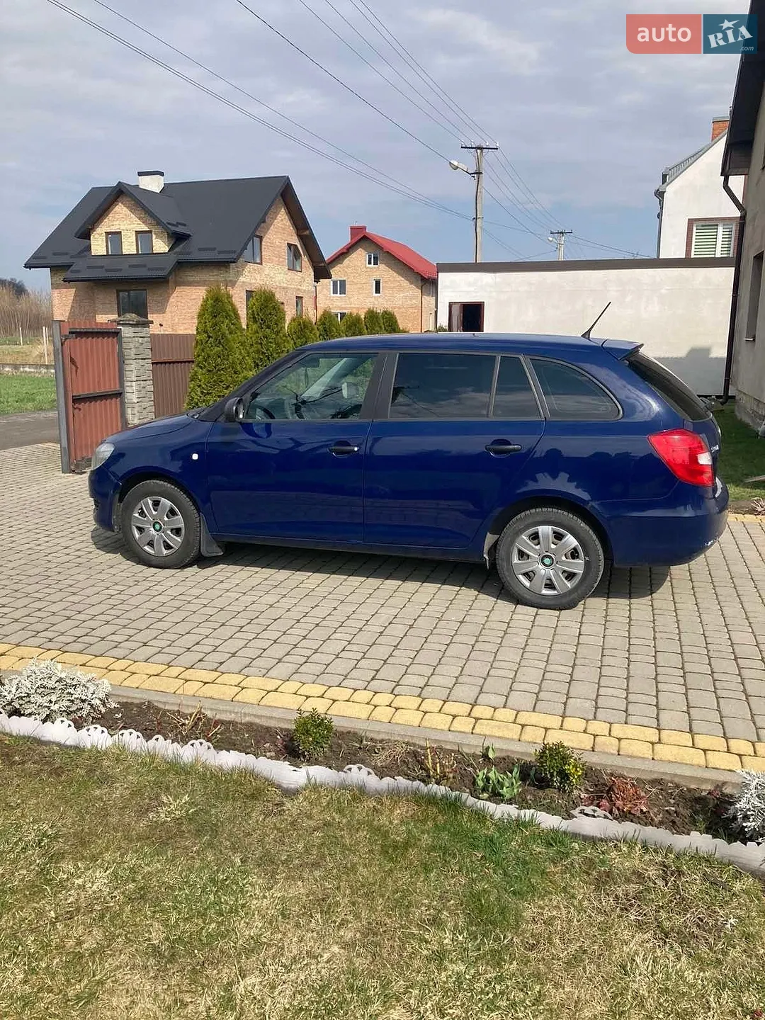 2014 Skoda Fabia - мініатюра 3
