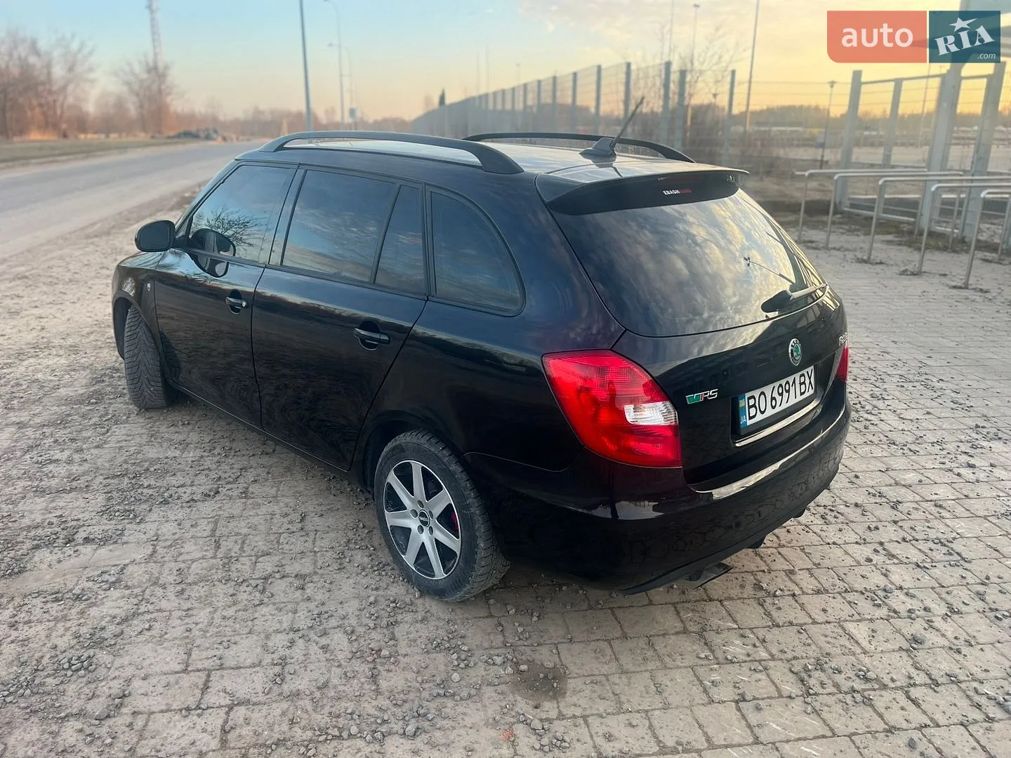 2011 Skoda Fabia - мініатюра 11