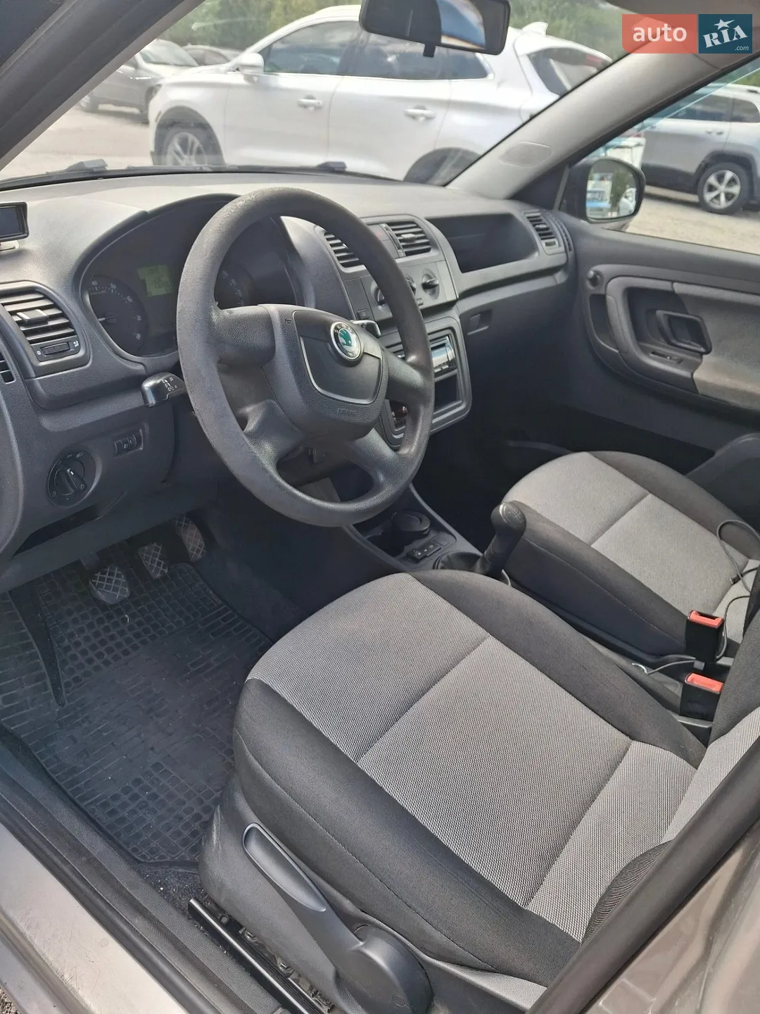 2012 Skoda Fabia - мініатюра 5