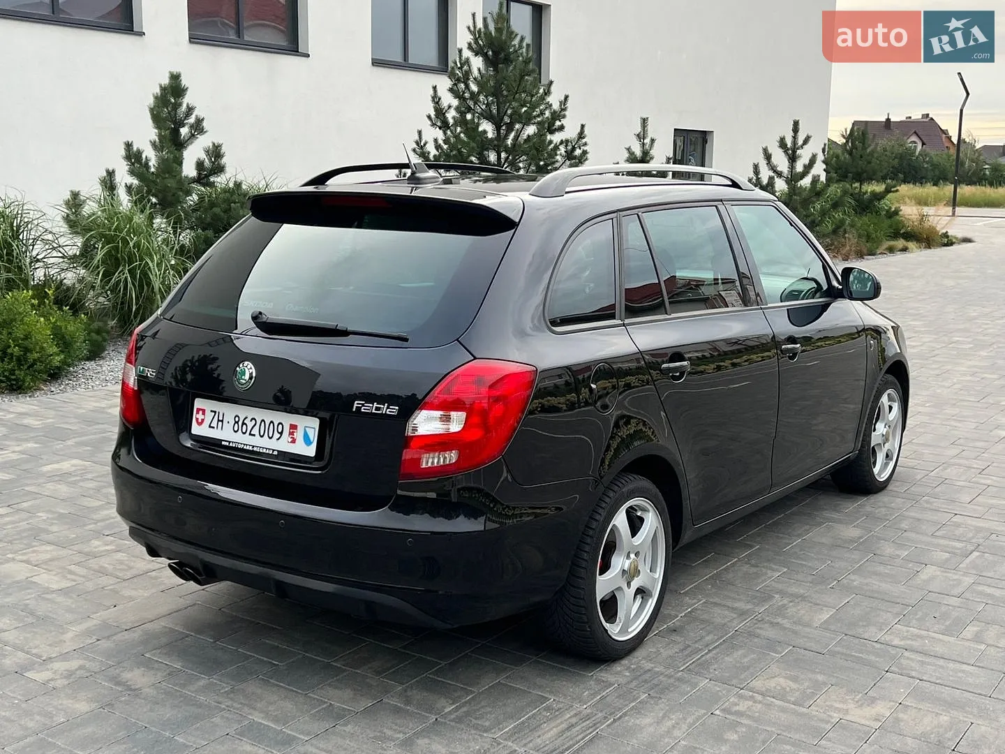 2012 Skoda Fabia - мініатюра 163