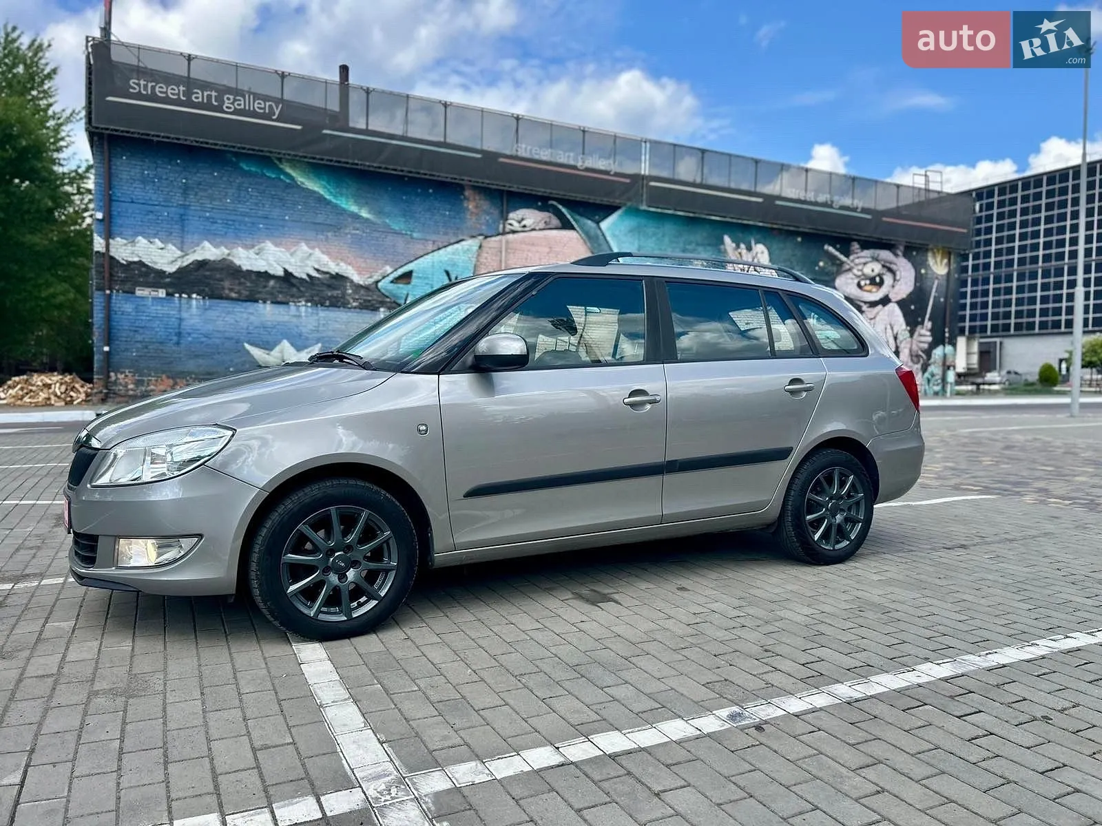 2011 Skoda Fabia - мініатюра 17