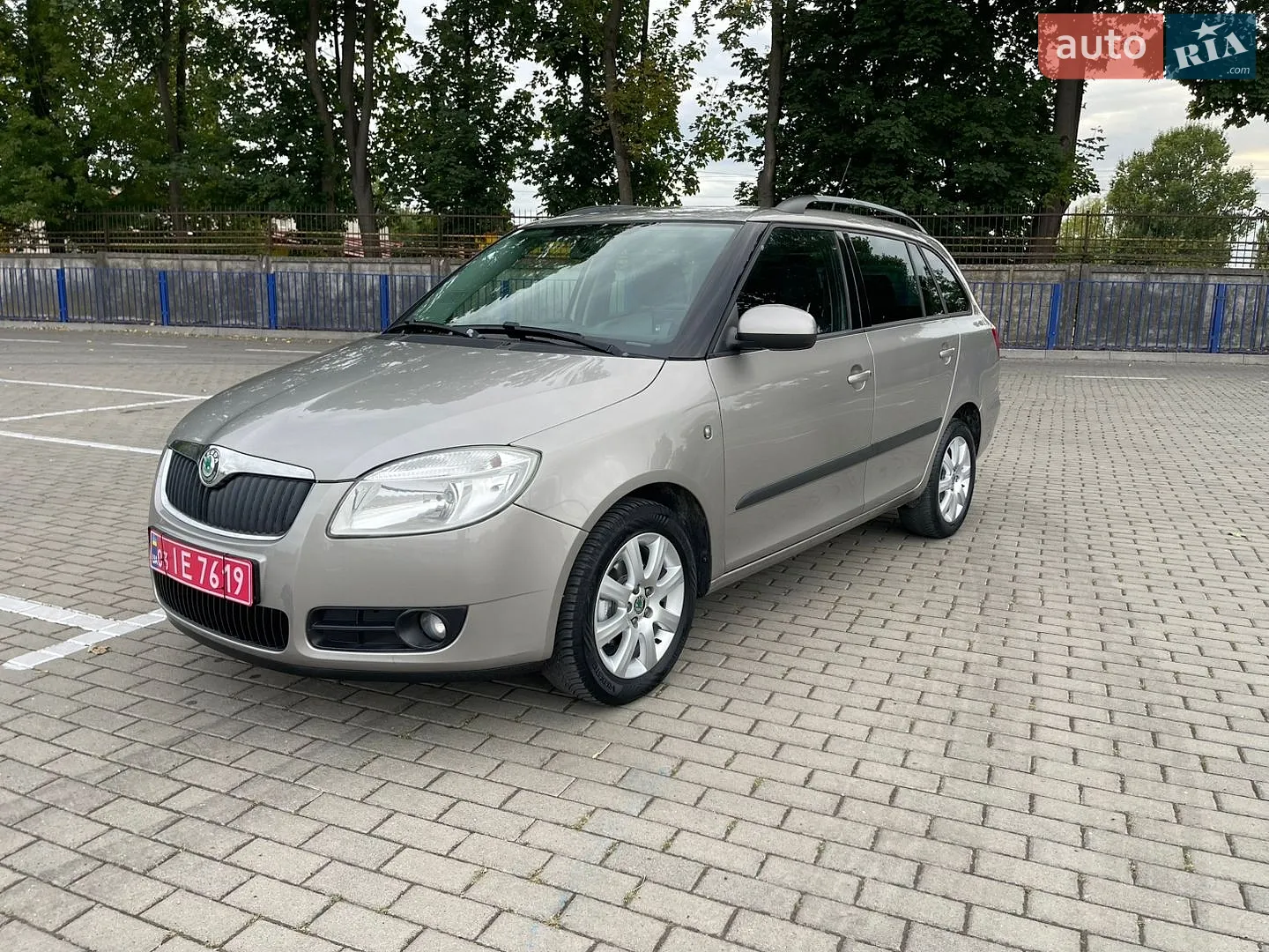 2010 Skoda Fabia - мініатюра 3