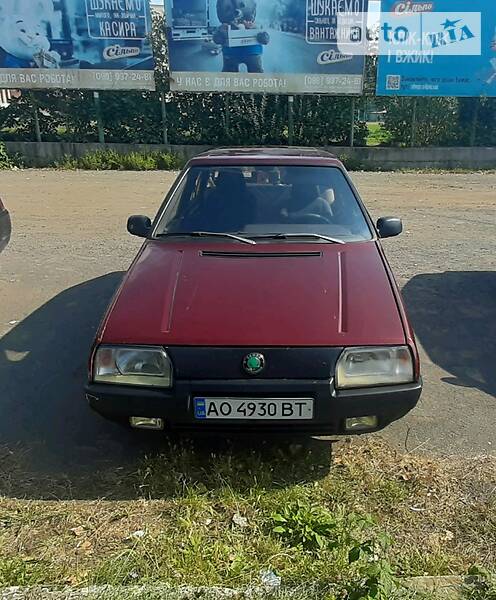 Хэтчбек Skoda Favorit 1992 в Ужгороде