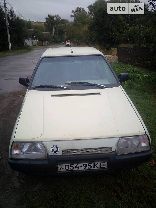 Skoda Favorit