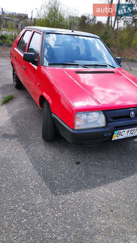 Хетчбек Skoda Favorit 1993 в Львові