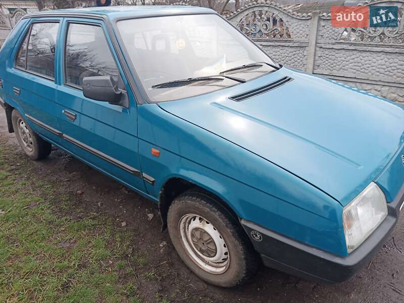 Хетчбек Skoda Favorit 1992 в П'ятихатках