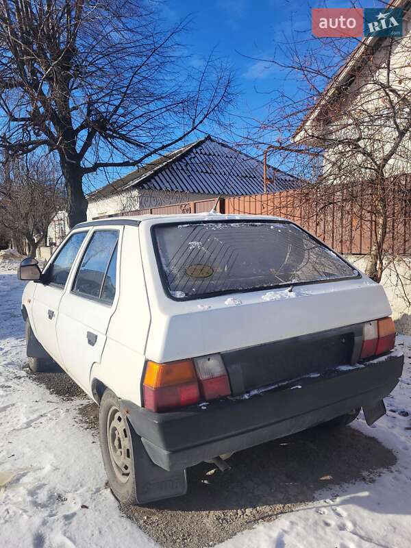 Хэтчбек Skoda Favorit 1992 в Днепре