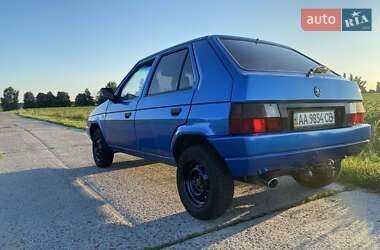 Хэтчбек Skoda Favorit 1992 в Березане