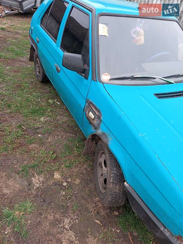 Хэтчбек Skoda Favorit 1994 в Нежине