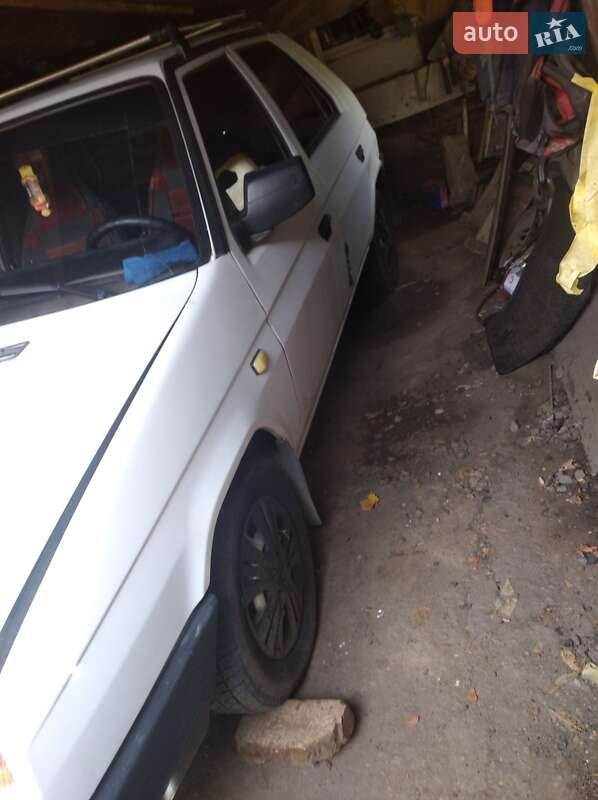 Хэтчбек Skoda Favorit 1991 в Николаеве фото 2 Хэтчбек Skoda Favorit 1991 в Николаеве