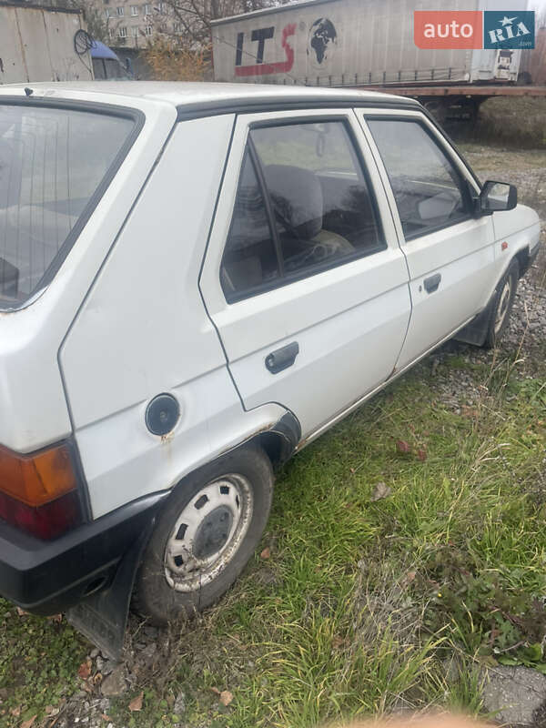 Хэтчбек Skoda Favorit 1990 в Виннице фото 4 Хэтчбек Skoda Favorit 1990 в Виннице