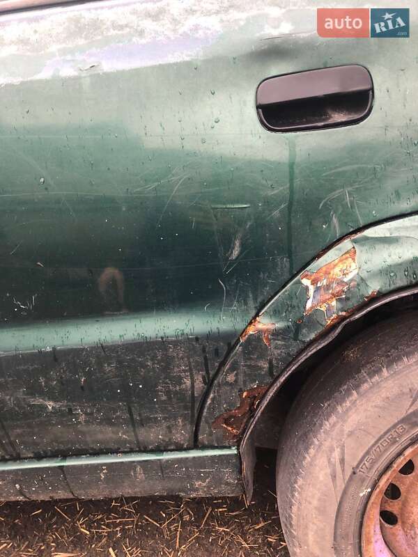 Хэтчбек Skoda Felicia 1997 в Магдалиновке