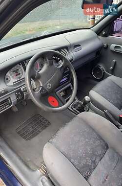 Хэтчбек Skoda Felicia 1996 в 