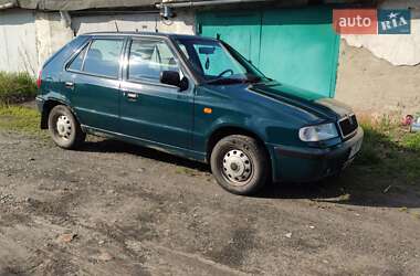Хетчбек Skoda Felicia 2000 в 