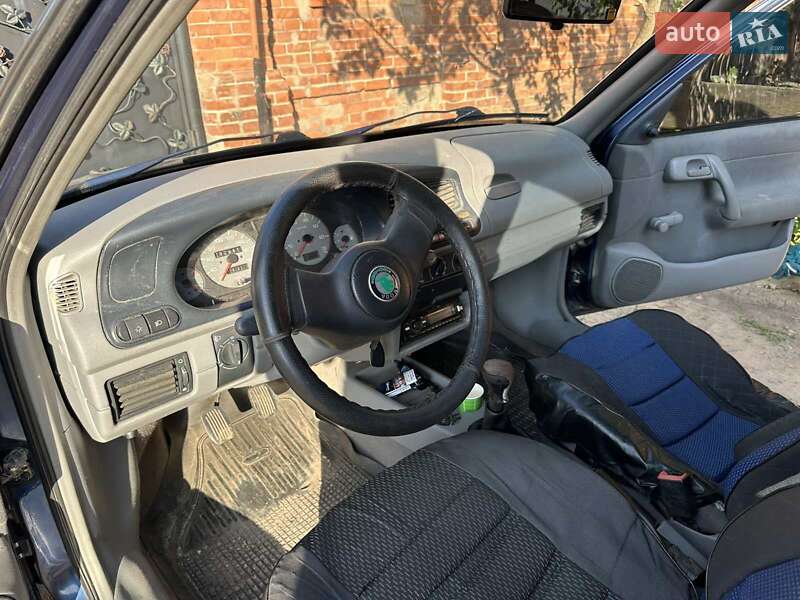 Хэтчбек Skoda Felicia 2001 в Краснограде