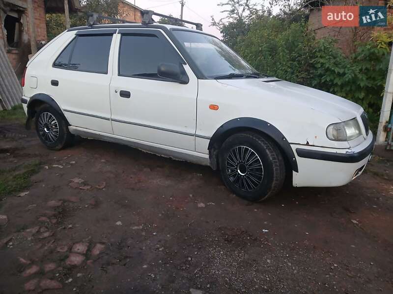Хетчбек Skoda Felicia 2000 в Львові