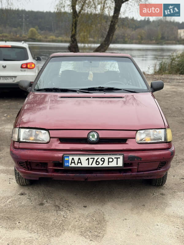 Хетчбек Skoda Felicia 1997 в Києві