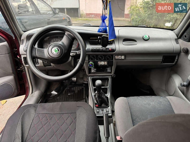 Хэтчбек Skoda Felicia 1998 в Василькове