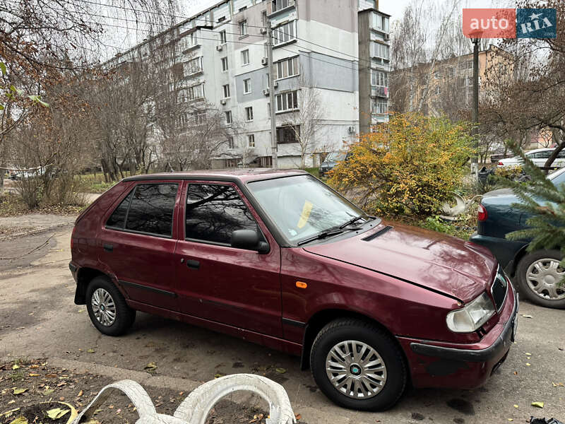Хэтчбек Skoda Felicia 1998 в Василькове
