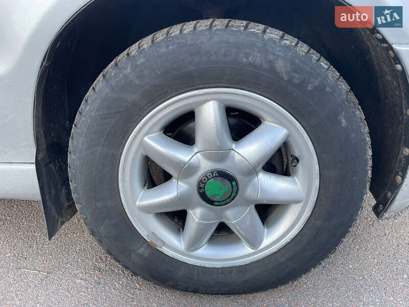 Хэтчбек Skoda Felicia 1999 в Прилуках