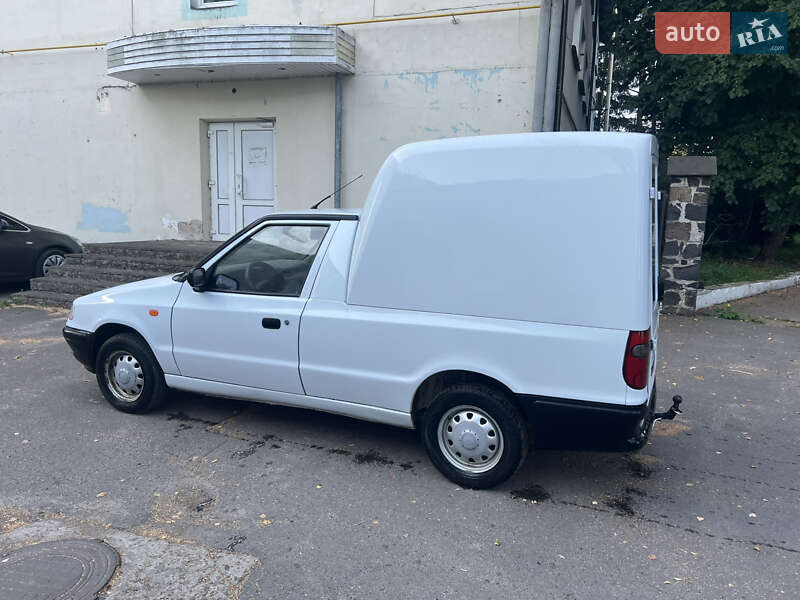 Вантажний фургон Skoda Felicia 2000 в Радивиліві