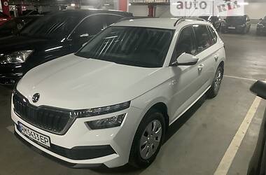 Хэтчбек Skoda Kamiq 2021 в Киеве