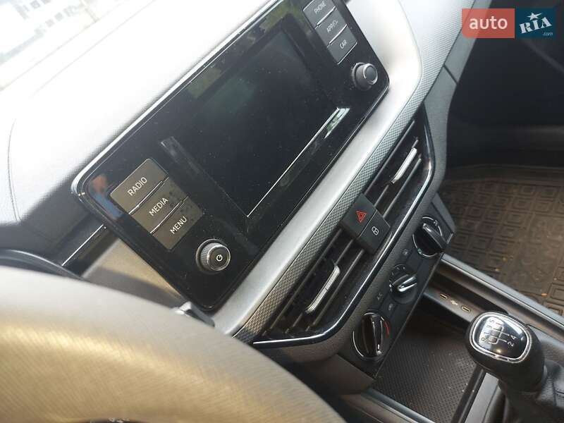 Внедорожник / Кроссовер Skoda Kamiq 2021 в Ужгороде