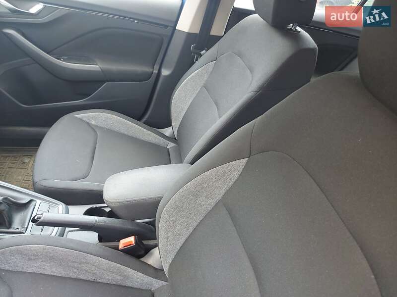 Внедорожник / Кроссовер Skoda Kamiq 2021 в Ужгороде