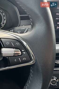 Позашляховик / Кросовер Skoda Kamiq 2020 в 