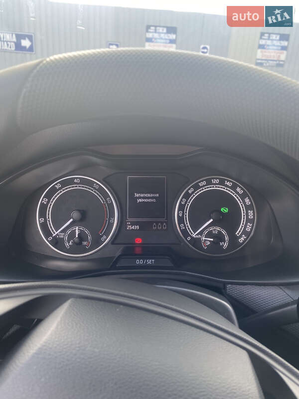 Позашляховик / Кросовер Skoda Kamiq 2023 в Долинській