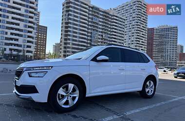 Внедорожник / Кроссовер Skoda Kamiq 2023 в 