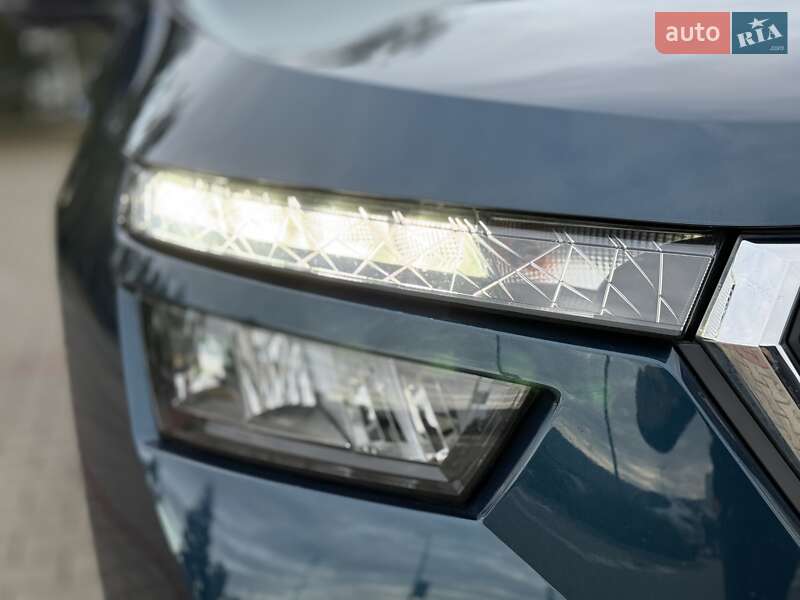 Позашляховик / Кросовер Skoda Kamiq 2021 в Києві