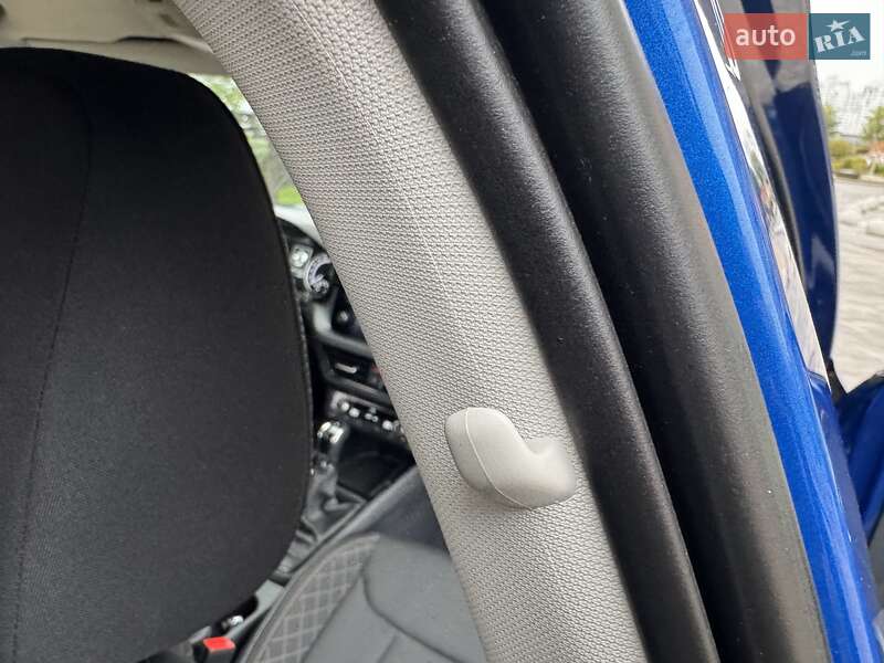 Внедорожник / Кроссовер Skoda Kamiq 2022 в Киеве