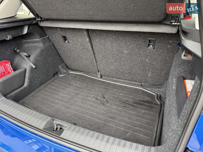 Внедорожник / Кроссовер Skoda Kamiq 2022 в Киеве