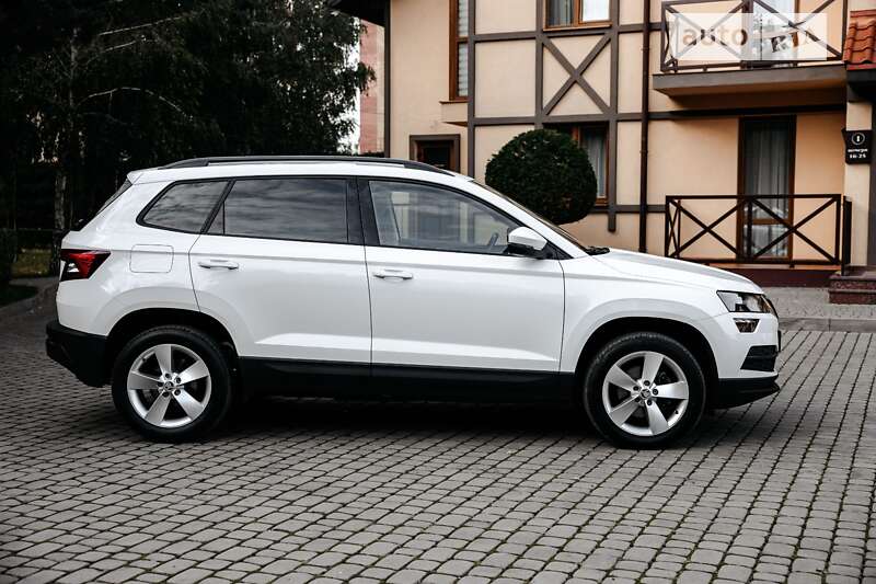 Внедорожник / Кроссовер Skoda Karoq 2018 в Луцке
