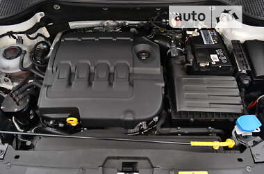 Внедорожник / Кроссовер Skoda Karoq 2020 в 