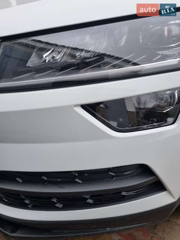 Внедорожник / Кроссовер Skoda Karoq 2021 в Сумах