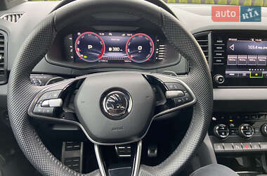 Позашляховик / Кросовер Skoda Karoq 2024 в 