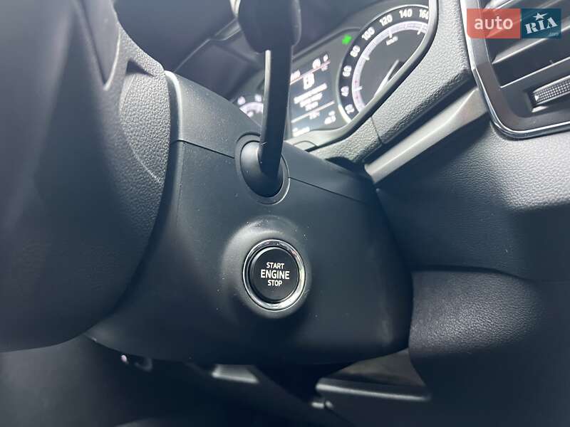 Позашляховик / Кросовер Skoda Karoq 2021 в Києві