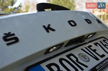 Внедорожник / Кроссовер Skoda Karoq 2020 в 