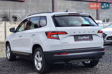 Внедорожник / Кроссовер Skoda Karoq 2021 в 