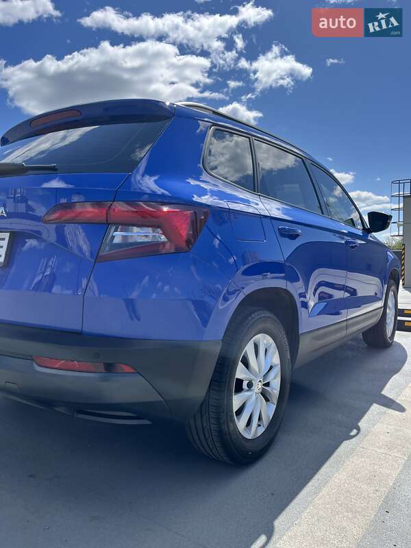 Позашляховик / Кросовер Skoda Karoq 2020 в Києві