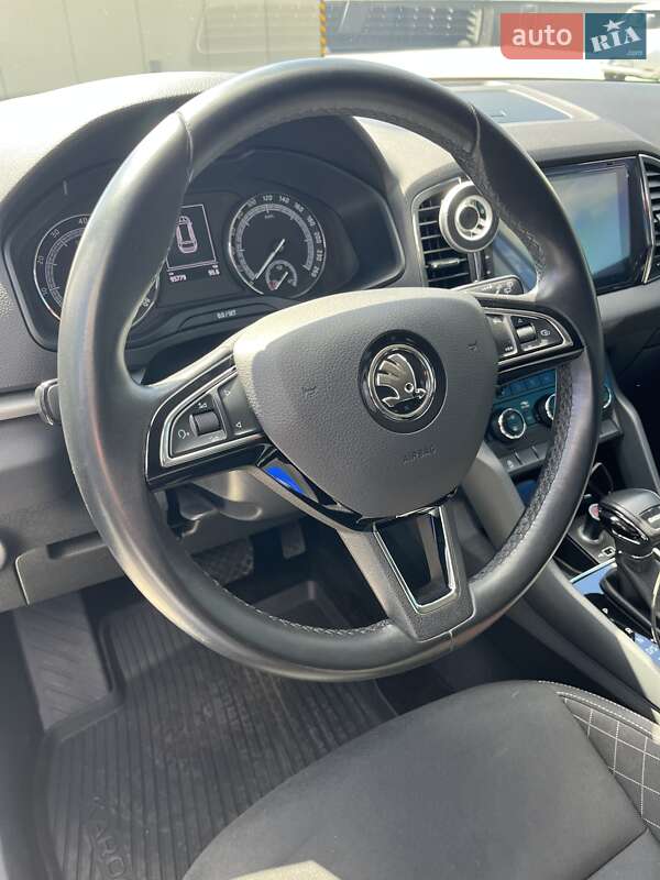 Позашляховик / Кросовер Skoda Karoq 2020 в Києві