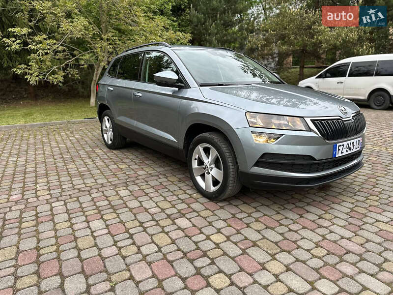 Позашляховик / Кросовер Skoda Karoq 2021 в 