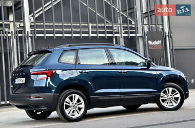 Внедорожник / Кроссовер Skoda Karoq 2021 в 