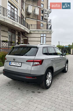 Позашляховик / Кросовер Skoda Karoq 2018 в 