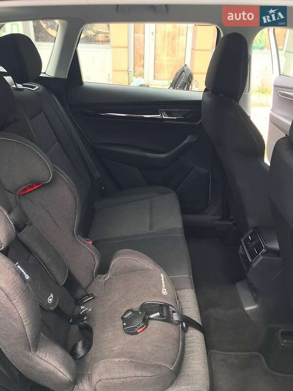 Позашляховик / Кросовер Skoda Karoq 2021 в Києві