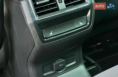 Внедорожник / Кроссовер Skoda Karoq 2020 в 
