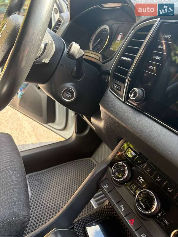 Позашляховик / Кросовер Skoda Karoq 2018 в Дніпрі фото 43 Позашляховик / Кросовер Skoda Karoq 2018 в Дніпрі
