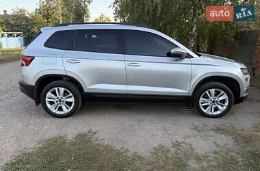 Внедорожник / Кроссовер Skoda Karoq 2018 в Долинской